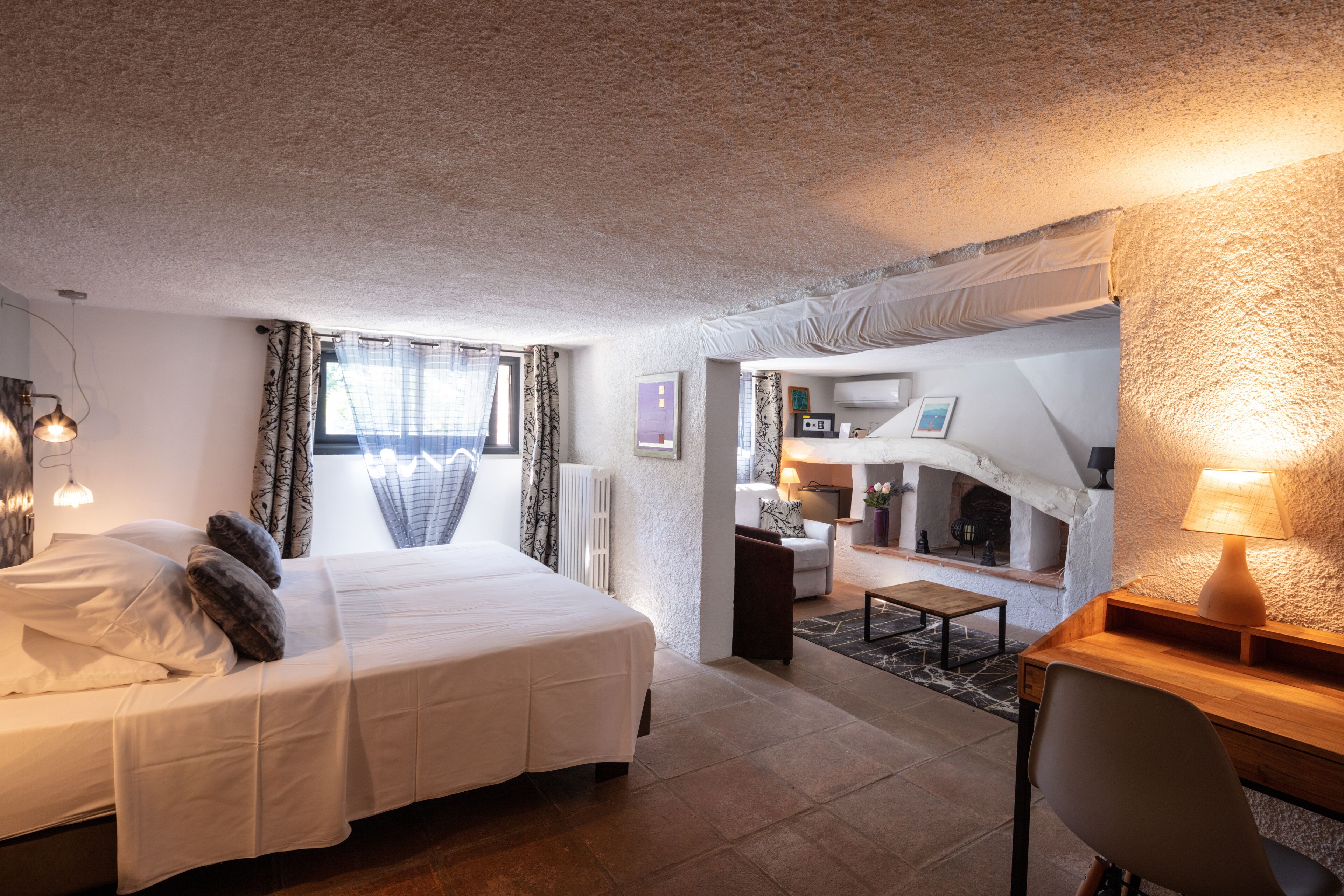 superior double room | 1 bedroom, minibar, in-room safe, individually decorated