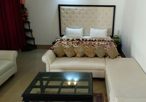 Free WiFi - V Resorts Kiran Villa Palace (Bharatpur)