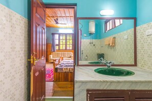 Bathroom sink - Bliss Sikkim (Gyalshing)