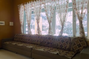 Deluxe Room | Rollaway beds, free WiFi - V Resorts Hotel Sunita Almora (Almora)