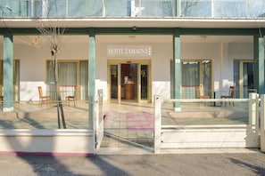 Front of property - Hotel Zamagna (Cesenatico)