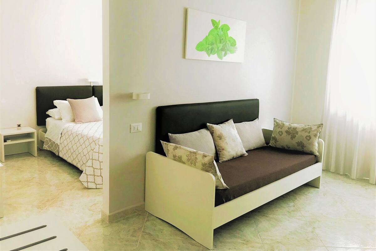 1 quarto, escrivaninha, Wi-Fi de cortesia, roupa de cama