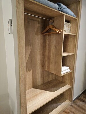 Zweibettzimmer | Schrank