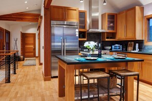 Private kitchen - Abode at Silver Hollow (Park City)