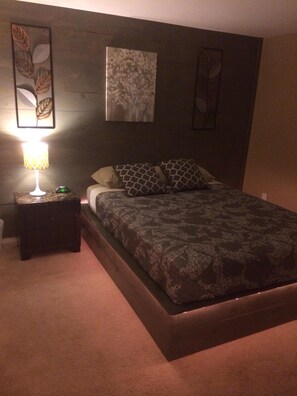 3 dormitorios, tabla de planchar con plancha, wifi gratis y ropa de cama