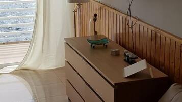 Apartment, Terrace, Sea View | Living room
