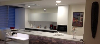 Downtown apartment with parking