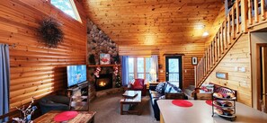 Interior - Lutsen's cutest vacation home between Lake Superior and Lutsen Mountains.  (Lutsen)