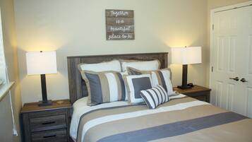 Apartment | Iron/ironing board, free WiFi