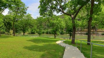 Apartment | Property grounds