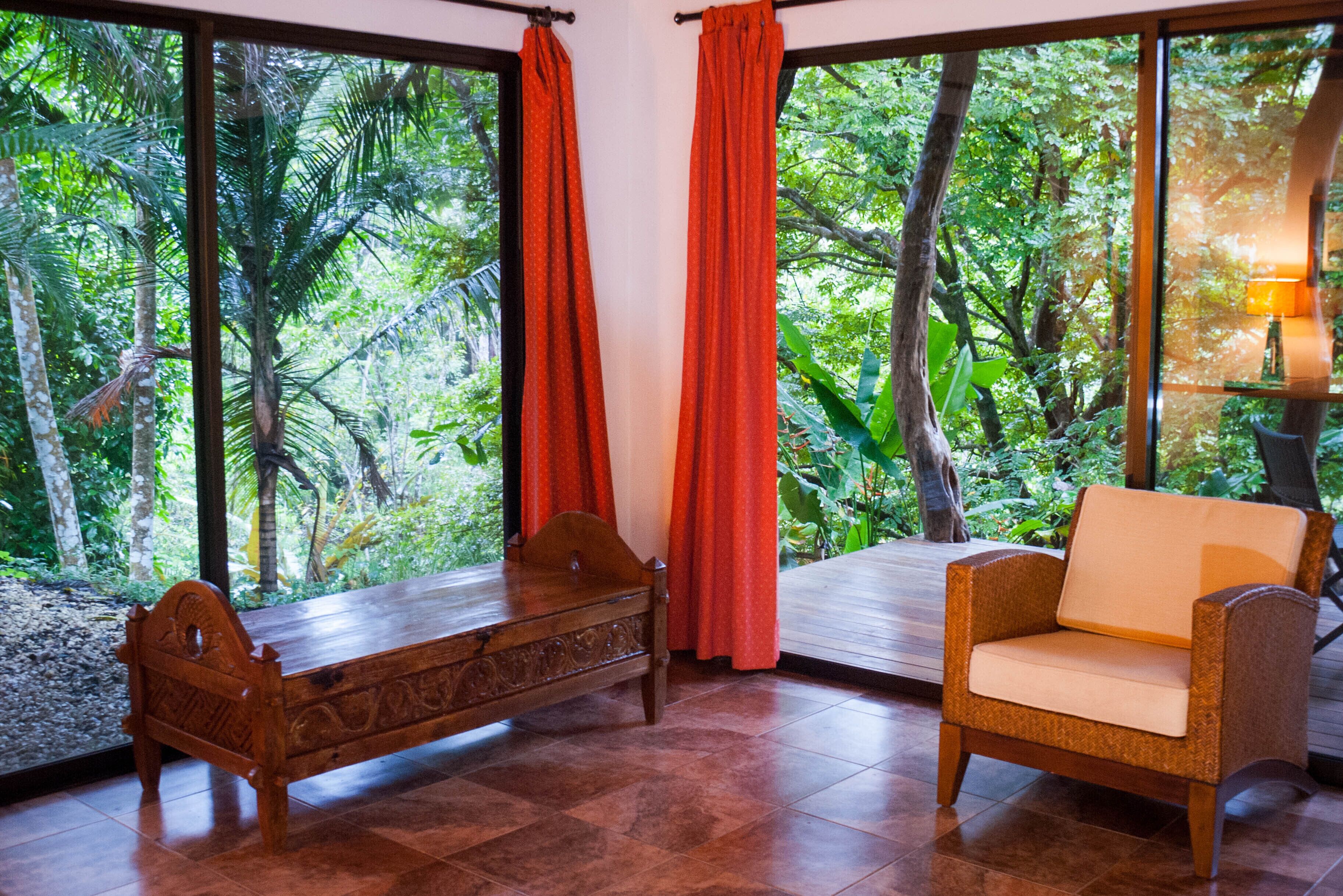 Premium Bungalow, 1 King Bed, Non Smoking, Mountain View