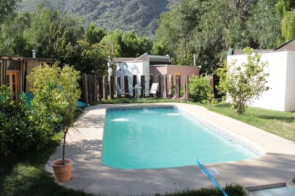 Alberca al aire libre por temporada 