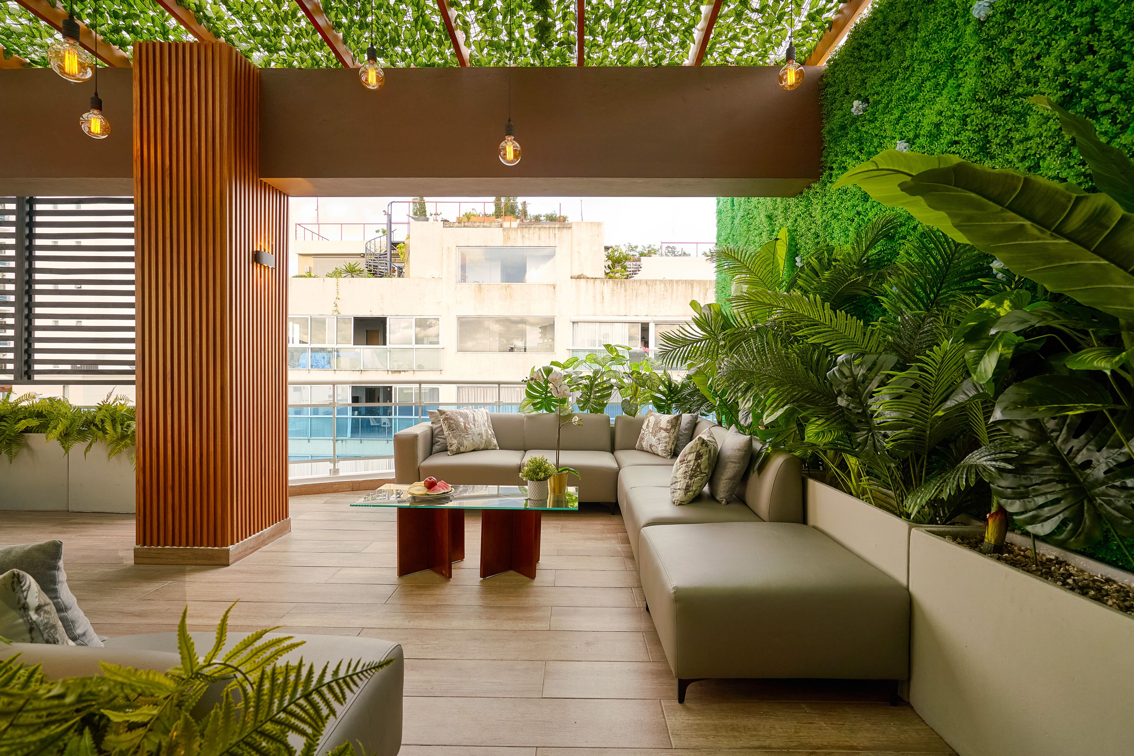 Vip Luxury Rooftop Two Bedroom Penthouse &amp; Jacuzzi | 露台