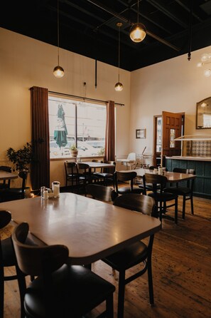 Breakfast, lunch and dinner served