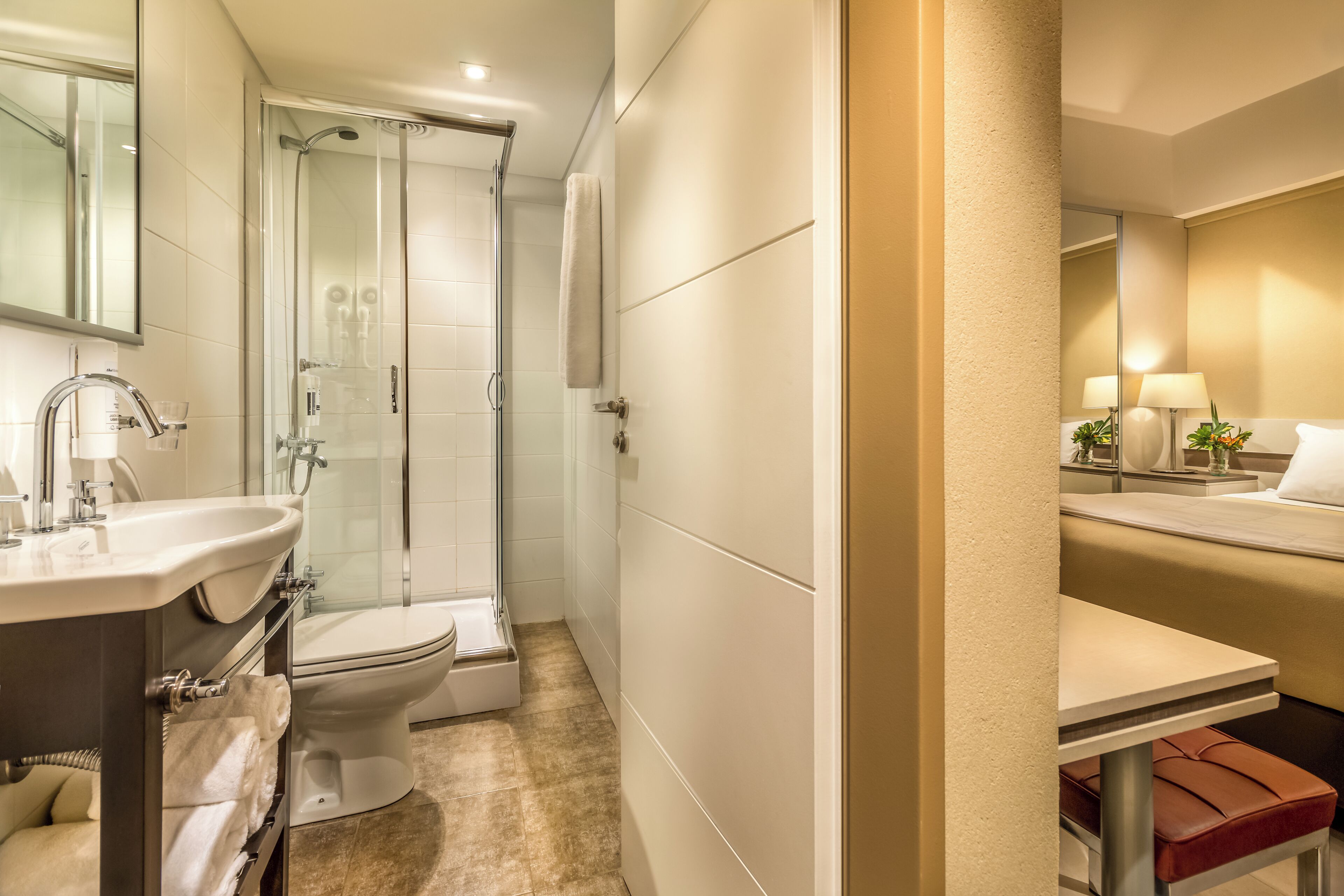 minibar, in-room safe, desk, free wifi