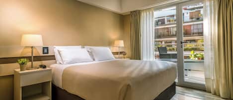 Superior Room, 1 Double or 2 Twin Beds, Balcony | Minibar, in-room safe, desk, free WiFi
