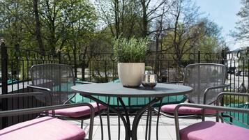 Superior Apartment, 1 Bedroom (incl. 45€ cleaning fee) | Terrace/patio