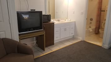 Deluxe Room, 2 Katil Ratu (Queen), Non Smoking (Deluxe Double Queen) | Wi-fi percuma