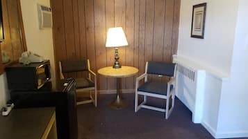 Basic Single Room | Wi-fi percuma