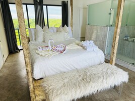 Room, 1 Queen Bed, Balcony (SPA Room) | Premium bedding, down comforters, memory foam beds, minibar