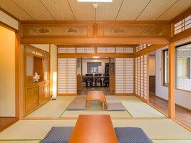 Studiosuite | Schreibtisch, kostenloses WLAN, Bettwäsche, Rollstuhlgeeignet