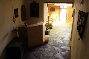 Interior entrance - Casa Arcopata (Cusco)
