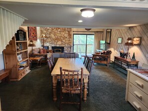 Interior - Snowcreek Resort Vacation Rentals 302 Fascination (Mammoth Lakes)