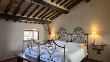 2 camere, ferro/asse da stiro, culla da viaggio, Wi-Fi gratuito