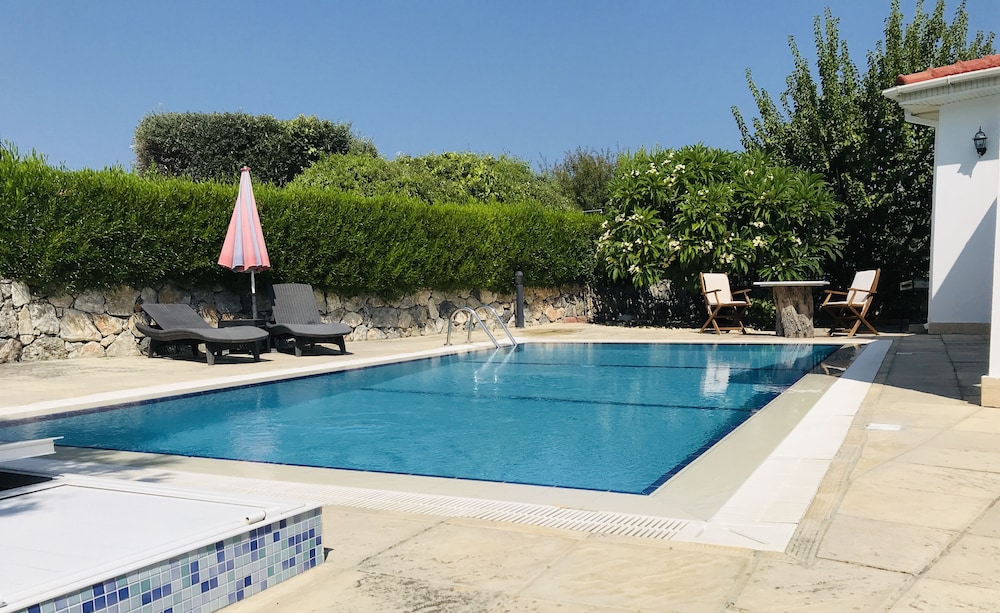 Villa Kazafana With Private Pool - Mountain/sea View And Wifi - Chipre