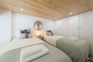 3 bedrooms, free WiFi, bed sheets