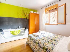 1 bedroom, WiFi - Romantic Escape with Terrace (La Omañuela, León)
