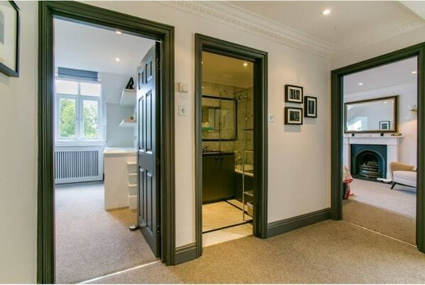 2 bedrooms, iron/ironing board, free WiFi, bed sheets - Eson2 - Bolton Gardens Lodge (London)