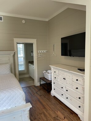 1 Schlafzimmer, Bügeleisen/Bügelbrett, kostenloses WLAN, Bettwäsche