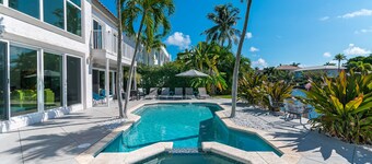 ウォーターフロントエステートエクスクルーシブパラダイスライトハウスポイントフロリダプライベートプール/スパ