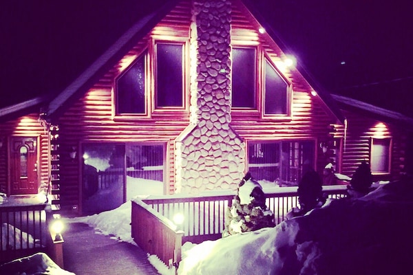 Winter time is beautiful at the cabin