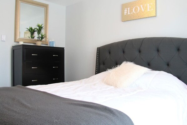 1 bedroom, iron/ironing board, travel cot, free WiFi