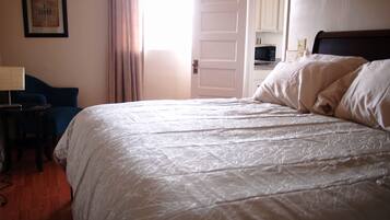 1 chambre, fer et planche à repasser, Wi-Fi, draps fournis