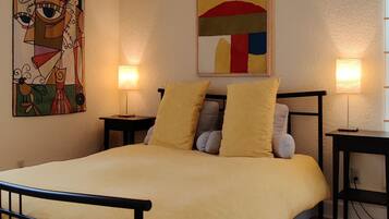 2 bedrooms, iron/ironing board, WiFi, bed sheets