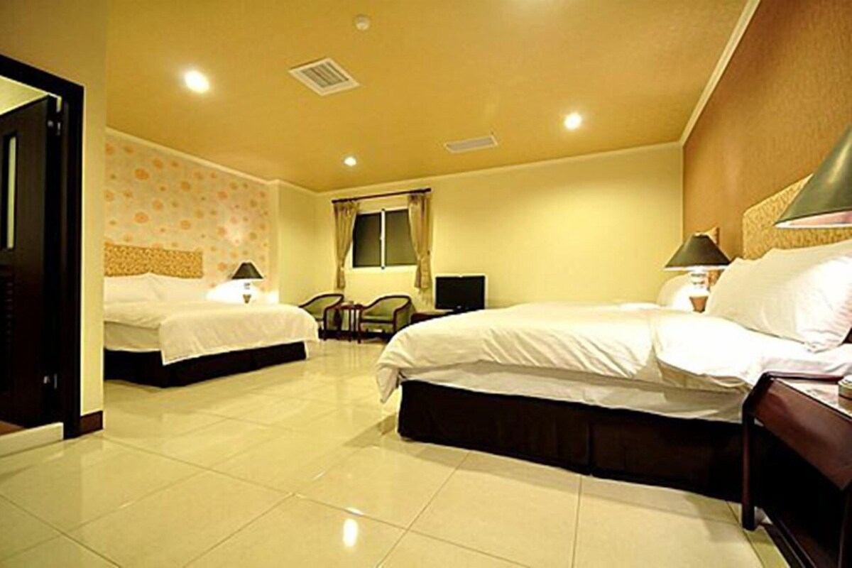 Desk, WiFi (free), bed sheets