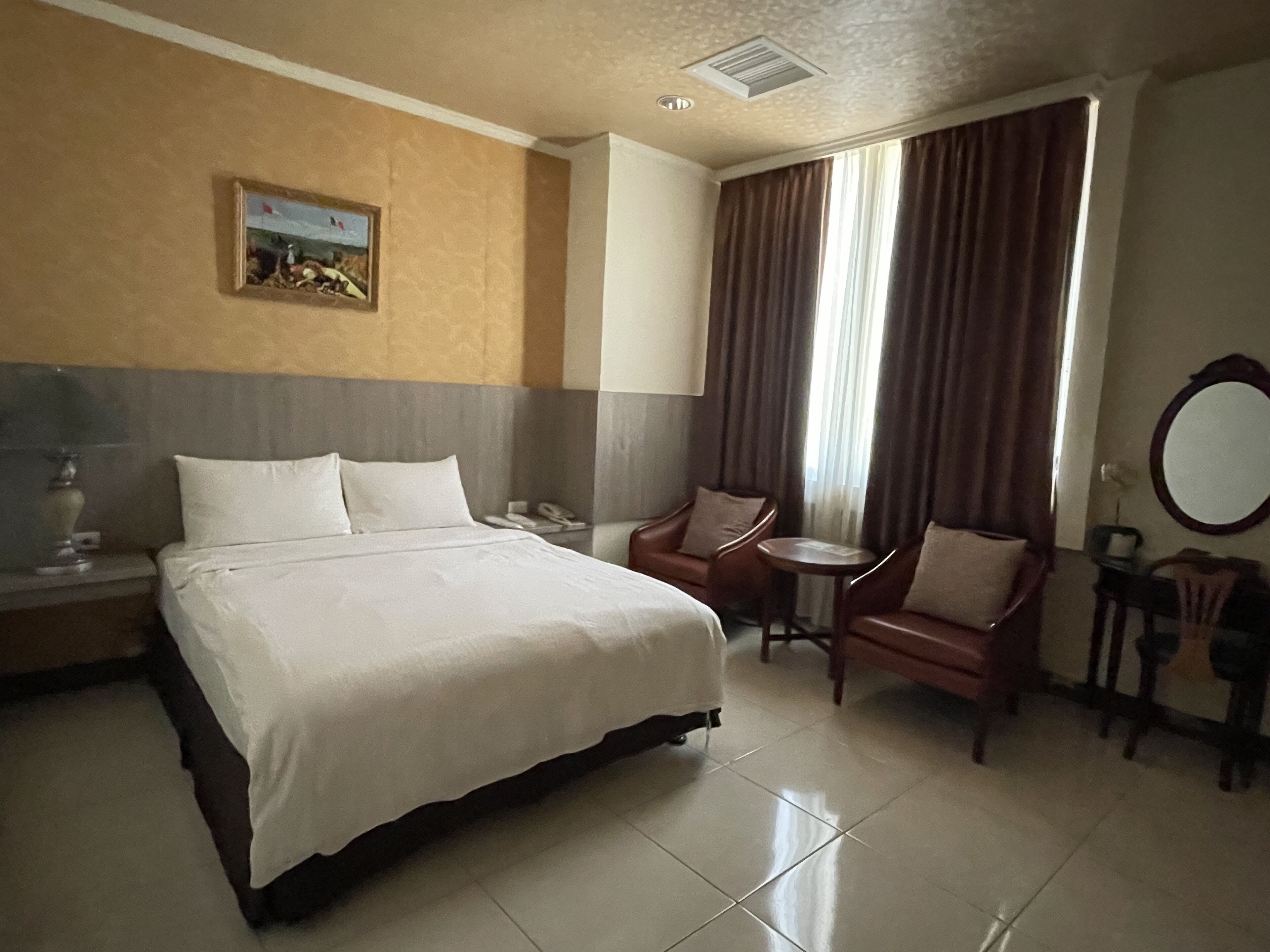 standard double room | desk, free wifi, bed sheets