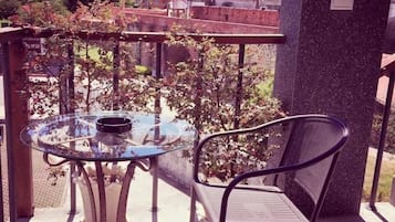 Habitación doble estándar | Terraza o patio
