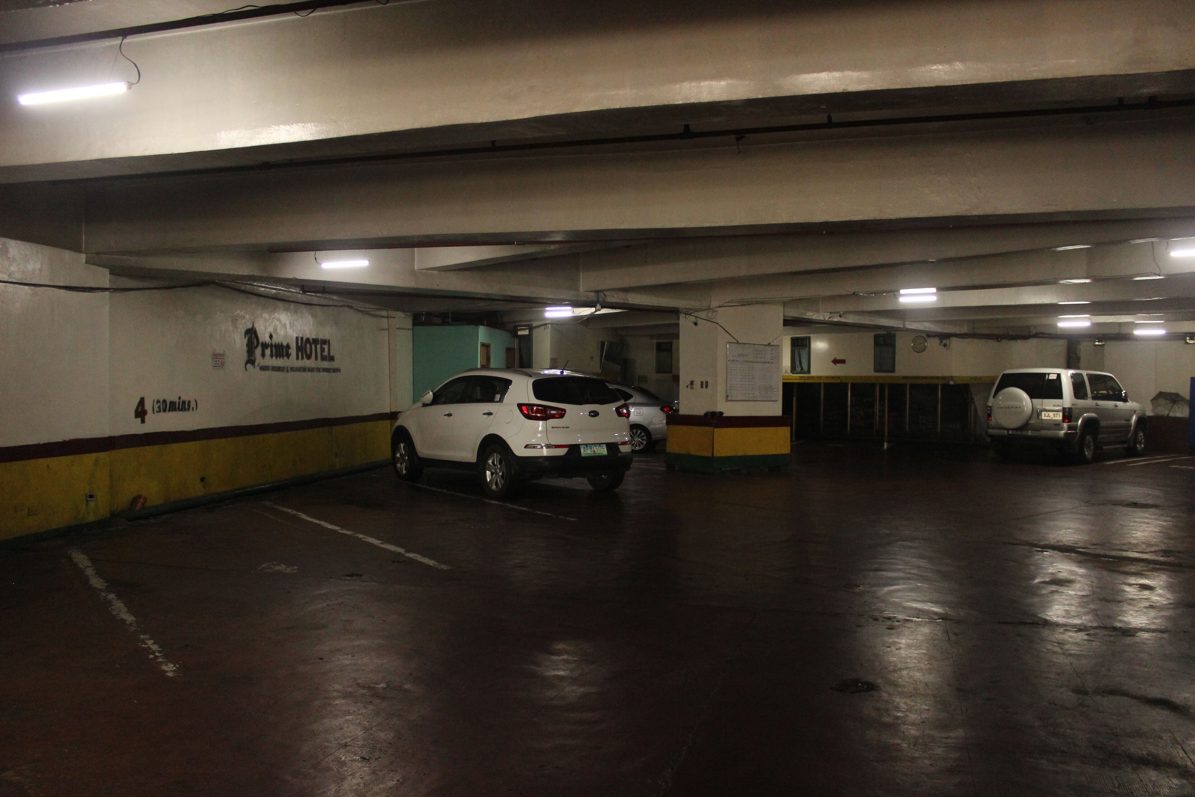 Tempat parkir