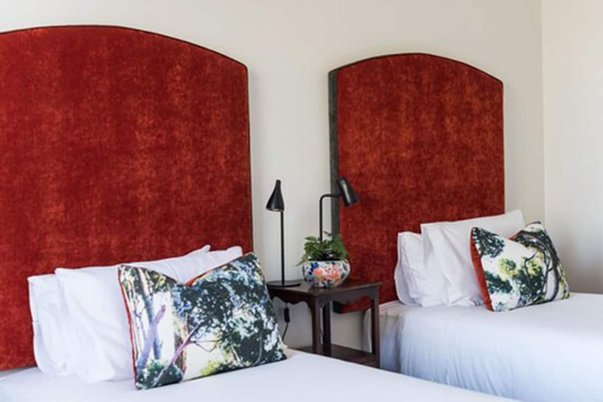 1 bedroom, premium bedding, pillow-top beds, individually decorated
