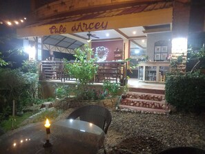Breakfast, lunch and dinner served - Darcey Residences (Tagbilaran)