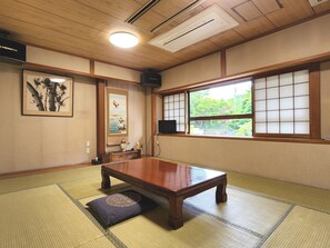 Wi-Fi gratuit, draps fournis