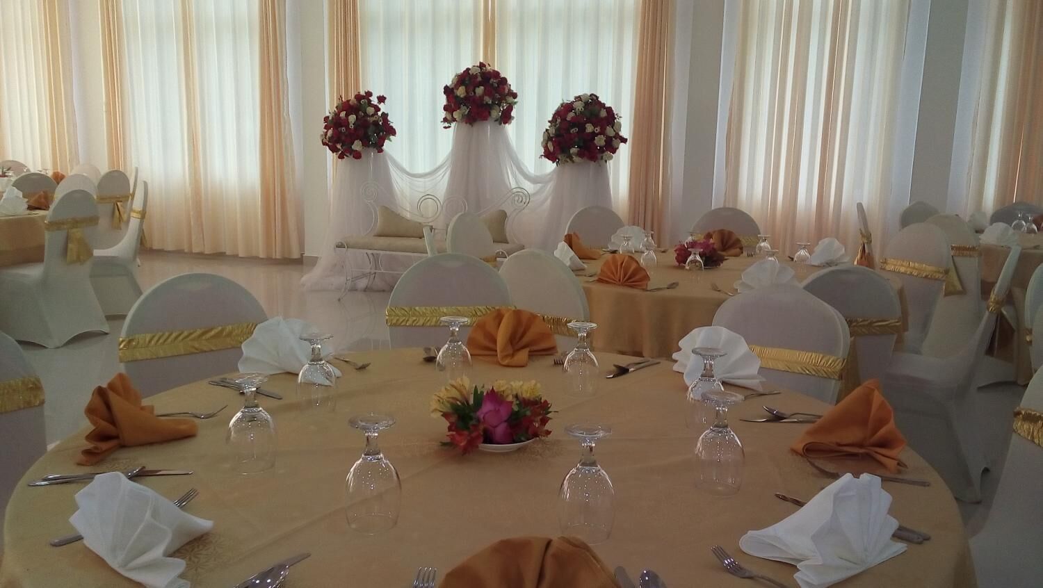 Banquet hall