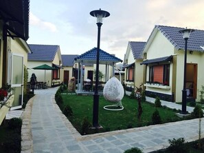 Property grounds - Aloha Binh Tien (Thuan Bac)