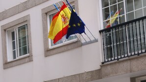 A hotel with a sign reading "HOTEL Panadeira". - Hotel Panadeiramar (Sanxenxo)