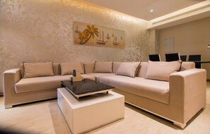 Executive Apartment, 1 King Bed | In-room safe, desk, blackout drapes, iron/ironing board - City Park Hotel Apartments (Muscat)