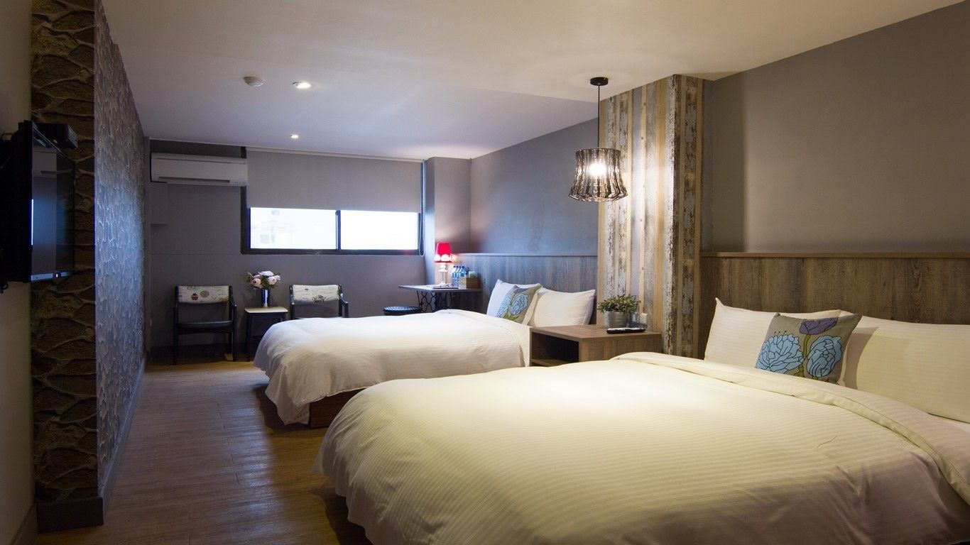 classic quadruple room | room amenity